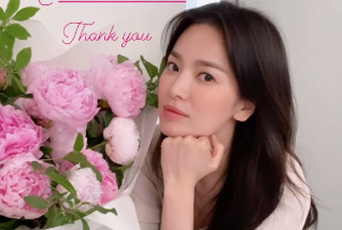 Ngoại hình tuổi 40 của Song Hye Kyo có gì đặc biệt mà báo Hàn lại thốt lên điều này?