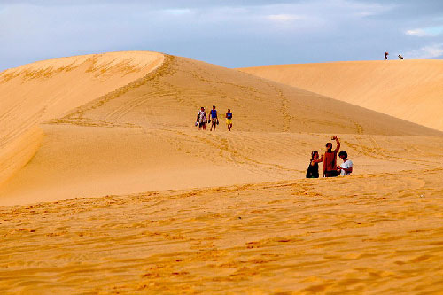 Tới Bình Thuận đừng quên ghé thăm đồi cát "biến hình"