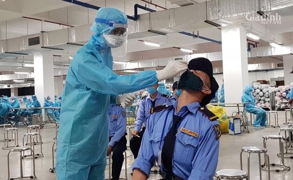 Hướng dẫn xử lý khi cơ sở sản xuất kinh doanh và KCN có người mắc COVID-19