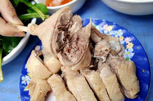 Luộc vịt nước sôi hay nước lạnh không quan trọng, cứ thả thứ này vào đảm bảo thịt mềm hết hôi cực phẩm