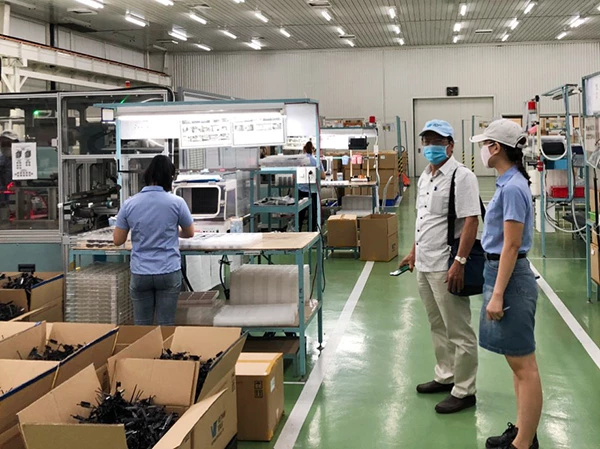 Ban quản lý Khu công nghệ cao và các KCN Đà Nẵng tăng cường quản lý, đôn đốc các doanh nghiệp triển khai các biện pháp bảo an an toàn phòng, chống dịch Covid-19 trong hoạt động sản xuất kinh doanh Ban quản lý Khu công nghệ cao và các KCN Đà Nẵng tăng cường quản lý, đôn đốc các doanh nghiệp triển khai các biện pháp bảo an an toàn phòng, chống dịch Covid-19 trong hoạt động sản xuất kinh doanh