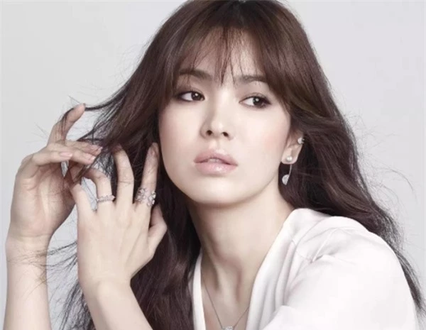 Lộ giá quảng cáo của Song Hye Kyo, viết vài dòng đủ mua cả căn nhà  - 2