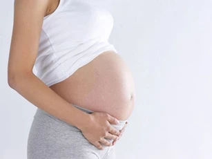 7 dấu hiệu cảnh báo thai nhi không hề an toàn mẹ cần biết
