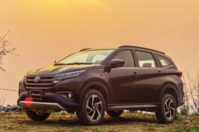 Toyota Rush. Ảnh: TMV. Toyota Rush. Ảnh: TMV.