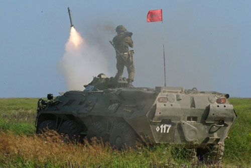 Hệ thống phòng không Strela-10M khai hỏa tiêu diệt mục tiêu giả định