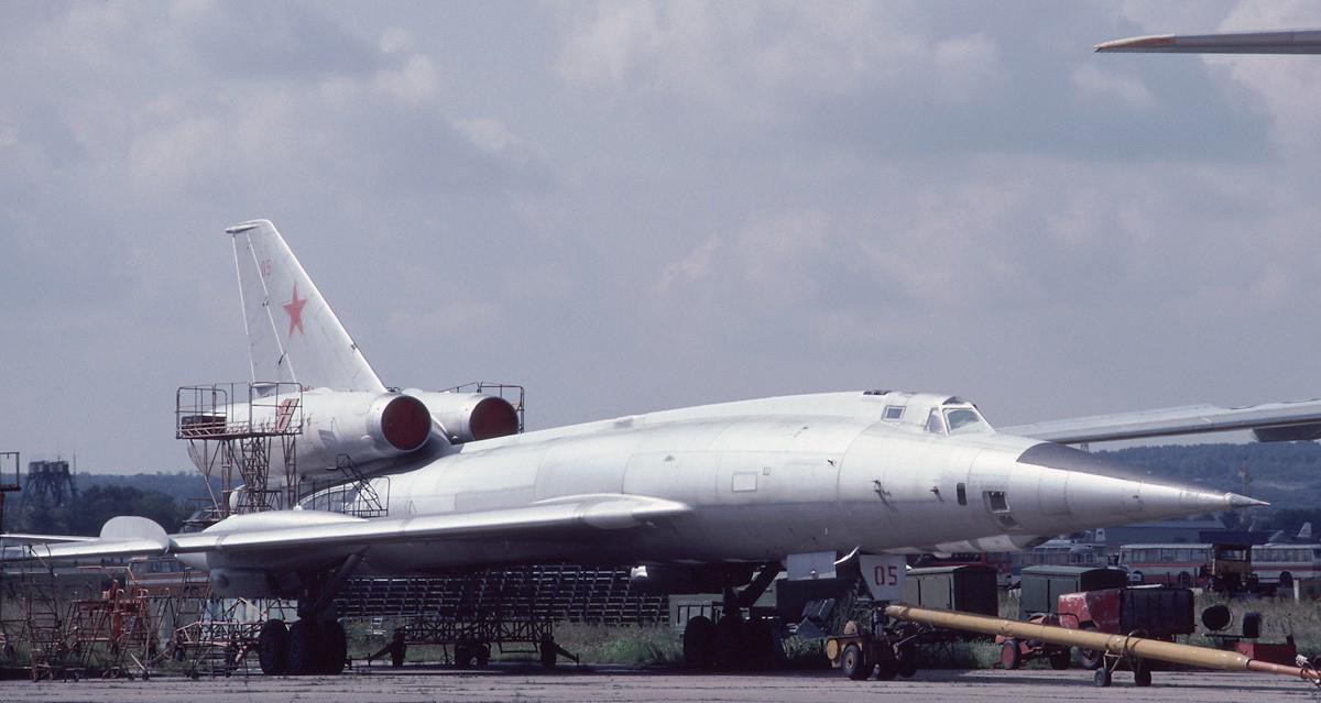 Trước khi đủ sức đe dọa tàu sân bay Mỹ không ngờ Tu-22 lại là thiết kế thất bại