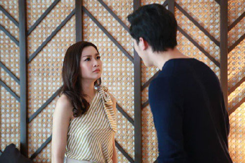 Khi biết bạn gái không uống thuốc tránh thai cả tháng, trách móc thì cô ấy cười nhạt thì thầm một câu khiến tôi hoảng loạn