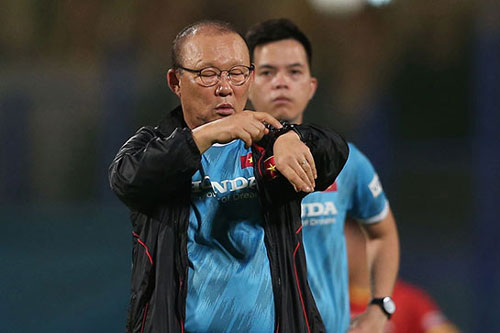 HLV Park Hang Seo cảnh giác hai biên của Indonesia