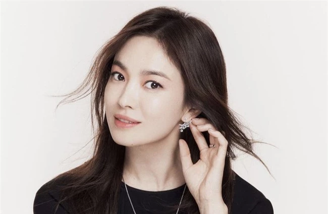 Song Hye Kyo lại chứng tỏ độ nổi tiếng khủng khiếp: Phim chưa chiếu lại được dự đoán hot ngang ngửa Cuộc chiến thượng lưu - Ảnh 2.