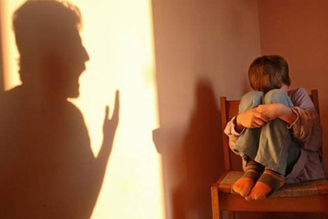 Giận đến mấy cha mẹ cũng không được đánh vào 5 bộ phận này trên cơ thể con, số 1 đặc biệt nguy hiểm