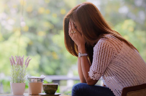 Phát hiện chồng sắp cưới lưu một tấm hình trong điện thoại, tôi bí mật điều tra thì nhận cuộc gọi 'sét đánh' từ tiểu tam