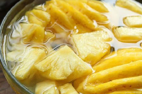 Mua dứa về đừng vội ăn ngay, làm theo 2 cách này đảm bảo thơm ngon đậm vị, ăn không bị rát lưỡi