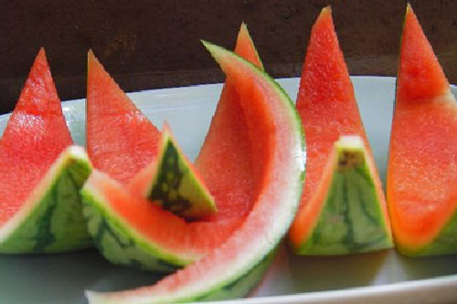 4 loại quả phục hồi da cháy nắng tại nhà cực đơn giản