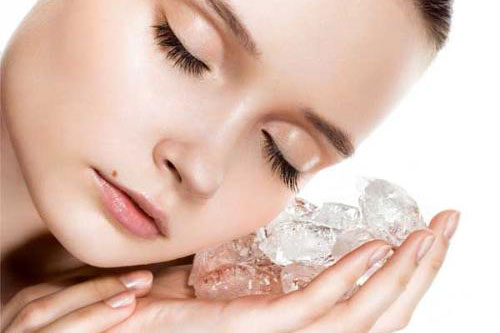 Mẹo giúp lớp trang điểm lâu trôi trong ngày hè nắng nóng