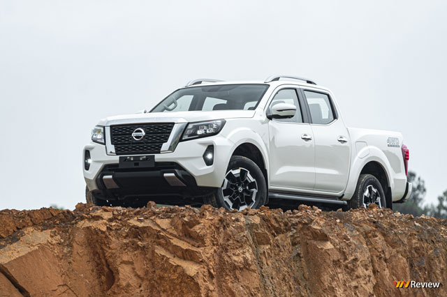 Khám phá Nissan Navara 2021: Xe bán tải có sự thoải mái của xe SUV