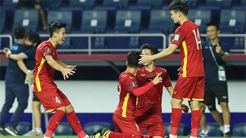 Việt Nam 4-0 Indonesia: Hủy diệt những 'võ sỹ' Indonesia