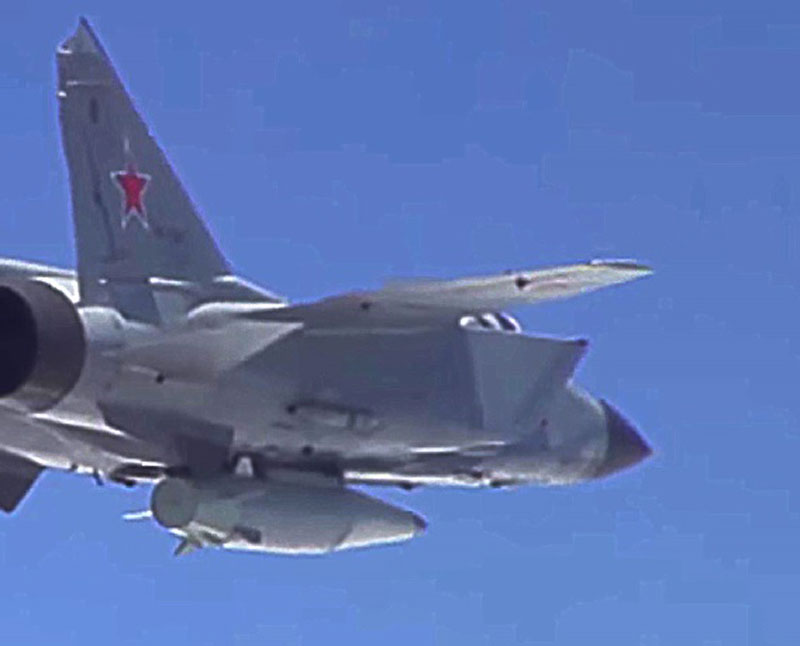 Nga tuyên bố triển khai hệ thống tên lửa siêu thanh Kinzhal gần biên giới NATO