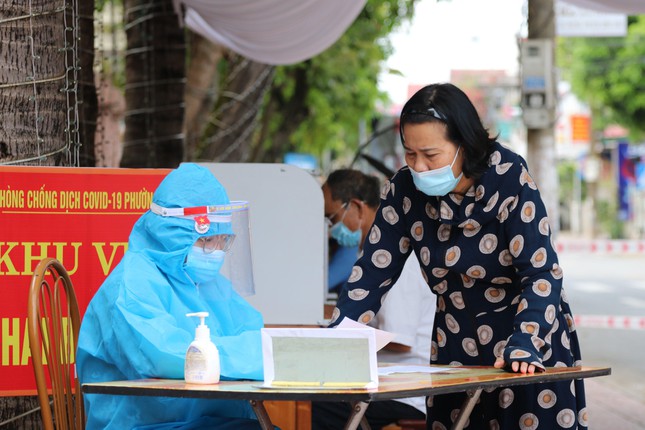 Hà Tĩnh: Ghi nhận thêm 3 ca Covid-19 là F1 của bệnh nhân phát hiện sáng 8/6