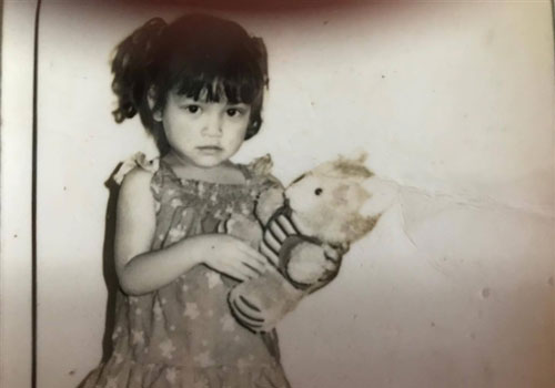 Ảnh thời bé của Hồ Ngọc Hà khiến fan 'phát sốt'