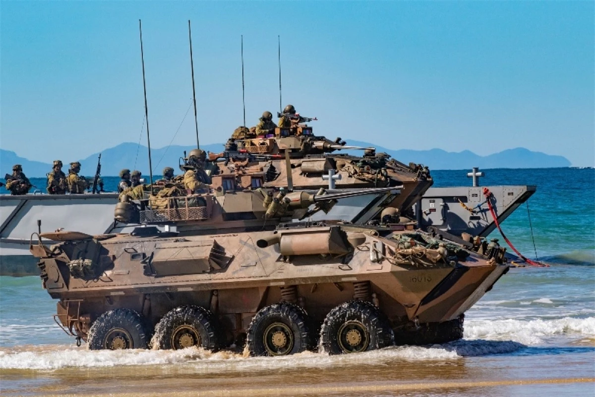 Các lực lượng tham gia nội dung đổ bộ trong cuộc tập trận Talisman Sabre năm 2019. Ảnh: Army Technology