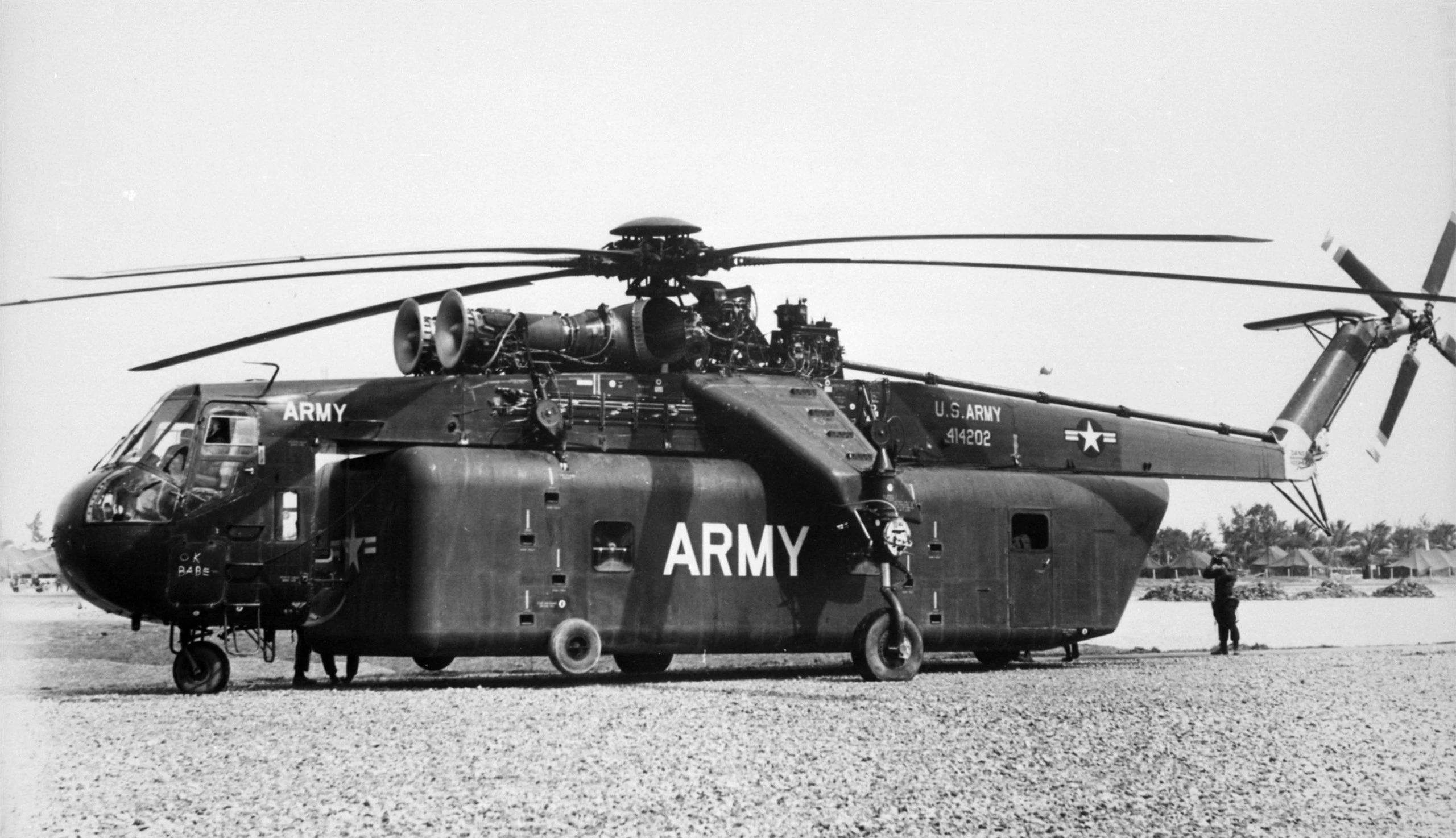 Khám phá dòng trực thăng khổng lồ siêu dị của không quân Mỹ - Ảnh 6.