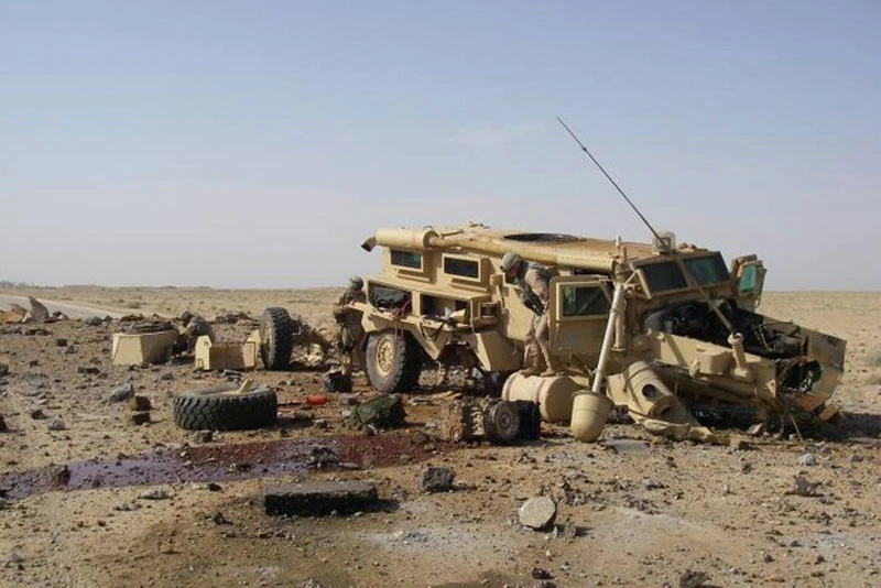 Hệ thống tên lửa Nga phá hủy một xe bọc thép của Mỹ ở Iraq.