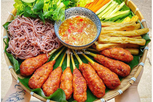 Chán cơm, học ngay 9X làm nem nướng thơm nức mũi, hàng xóm cũng phải xin công thức