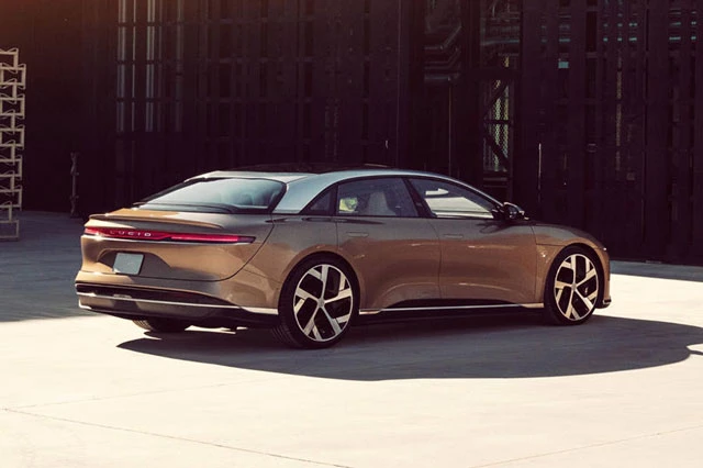 3. Lucid Air Dream Edition (vận tốc tốc đa: 270 km/h).