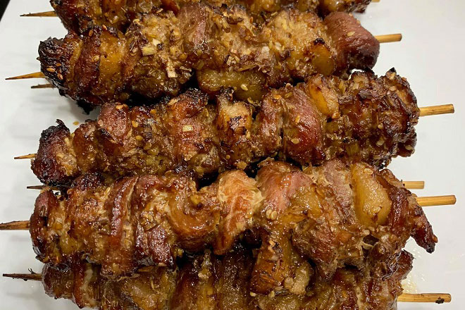 Thịt xiên nướng chuẩn ngon phải thêm loại nguyên liệu tưởng chẳng liên quan này