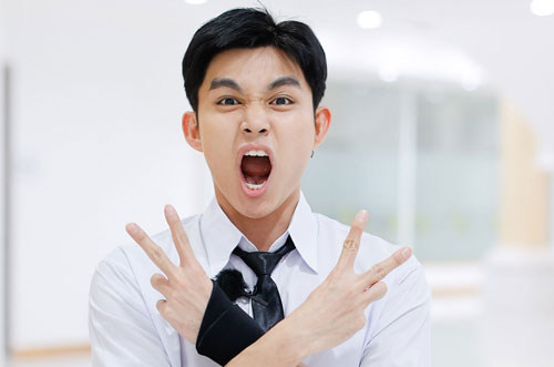 Running Man Vietnam: Jun Phạm hóa "Angry Thỏ", bị ức hiếp liên tục nay đã hết yếu đuối để vùng lên