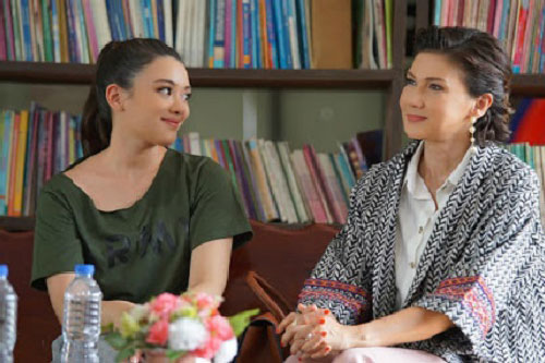 Anh trai và chị dâu ra ngoài ở riêng được 3 tháng rồi lại vội vã xin được về tiếp tục sống chung khiến mẹ tôi khiếp hãi