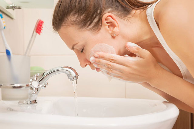 Muốn da khoẻ đẹp, hãy thực hiện thói quen này vào buổi sáng