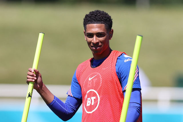 Top 10 cầu thủ trẻ tuổi nhất dự EURO 2020