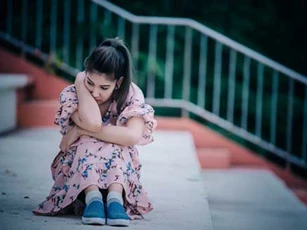 Về nhà thấy con heo đất bị đập vỡ, tôi hỏi chồng và bàng hoàng khi biết mục đích anh dùng số tiền đó