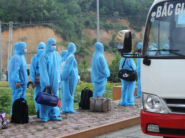 Bắc Giang đưa hơn 60.000 lao động ngoại tỉnh tạm thời trở về địa phương