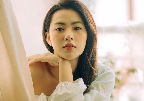 Được ví là 'Lưu Diệc Phi Việt Nam', Minh Trang của Cây táo nở hoa khoe nhan sắc quyến rũ cùng body 'nóng bỏng', sắc nét