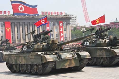 Triều Tiên có 4.300 xe tăng sẵn sàng tung vào chiến tranh