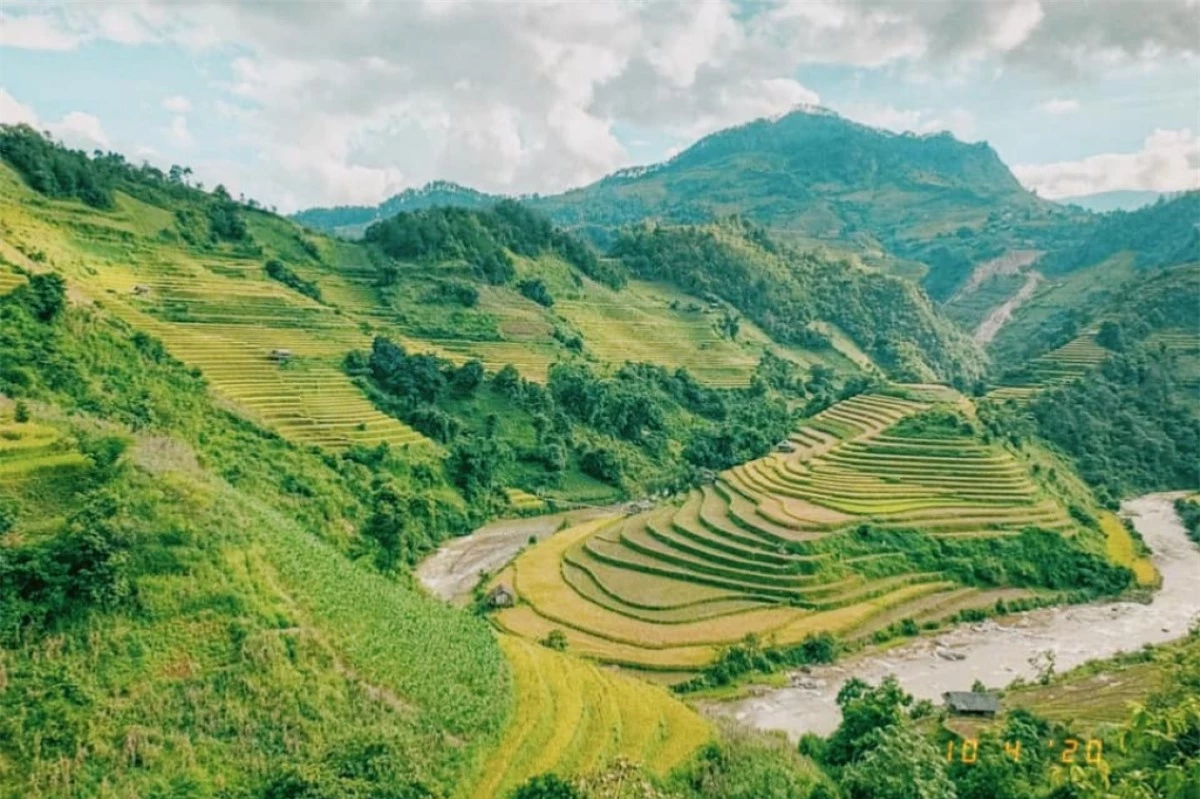 Ruộng bậc thang - kiệt tác của đồng bào dân tộc vùng cao Tây Bắc. Ảnh: Mỹ Linh