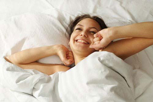 Thói quen buổi sáng giúp bạn sở hữu làn da không có "đối thủ"