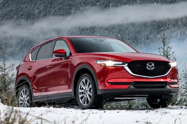 10. Mazda CX-5 (doanh số: 20.595 chiếc).