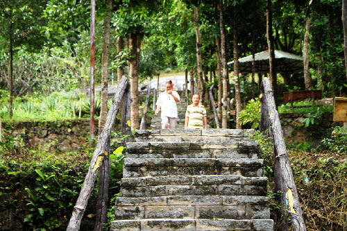 Chuyện kể trên núi Bình San