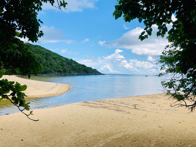 Bật mí về bãi biển Bí Mật, điểm checkin siêu chất, siêu ảo ở Côn Đảo không phải ai cũng biết