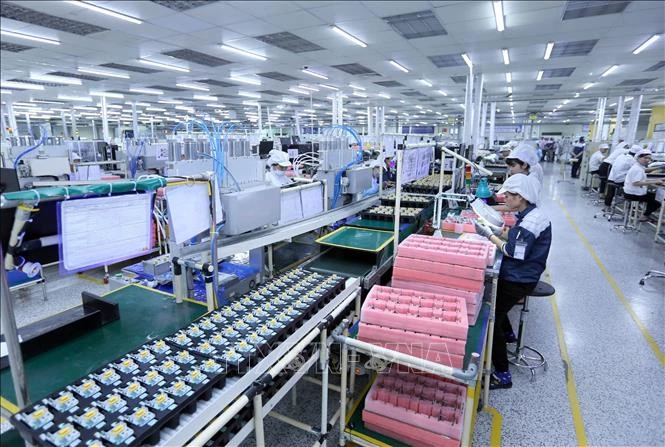 Dây chuyền sản xuất bản mạch điện tử tại Công ty TNHH Nexcon Việt Nam, vốn đầu tư của Hàn Quốc tại Bắc Ninh. Ảnh minh họa: Danh Lam/TTXVN.