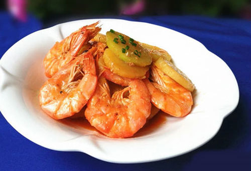 Chị em muốn giảm cân, giữ dáng đừng bỏ qua món khoai tây xào cùng hai nguyên liệu này