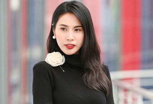 Cộng đồng mạng lại đặt nghi vấn về việc Thủy Tiên kêu gặp khó khăn nhưng vẫn xây nhà, thậm chí còn xem những hình ảnh này là bằng chứng
