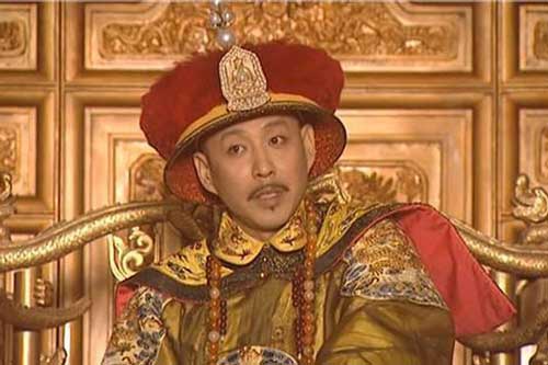 Đánh cờ thua thị vệ, 15 ngày sau phát hiện xác đối phương cạnh bàn cờ, Khang Hi xấu hổ nói 1 câu lưu danh thiên cổ