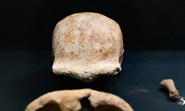 Một trong số những người Neanderthal được tìm thấy trong hang động sống cách đây khoảng 100.000 đến 90.000 năm, và 8 người khác có niên đại khoảng 65.000 đến 50.000 năm trước. Ảnh: Guardian.