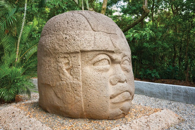 Kỳ bí những chiếc đầu đá Olmec