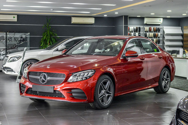 Bảng giá xe Mercedes-Benz tháng 6/2021