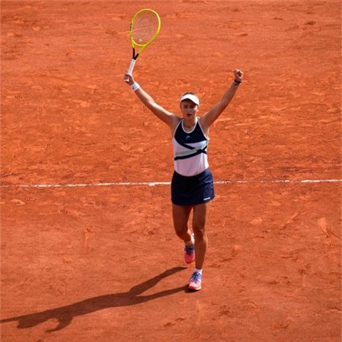Barbora Krejcikova có tới 34 winner ở trận chung kết